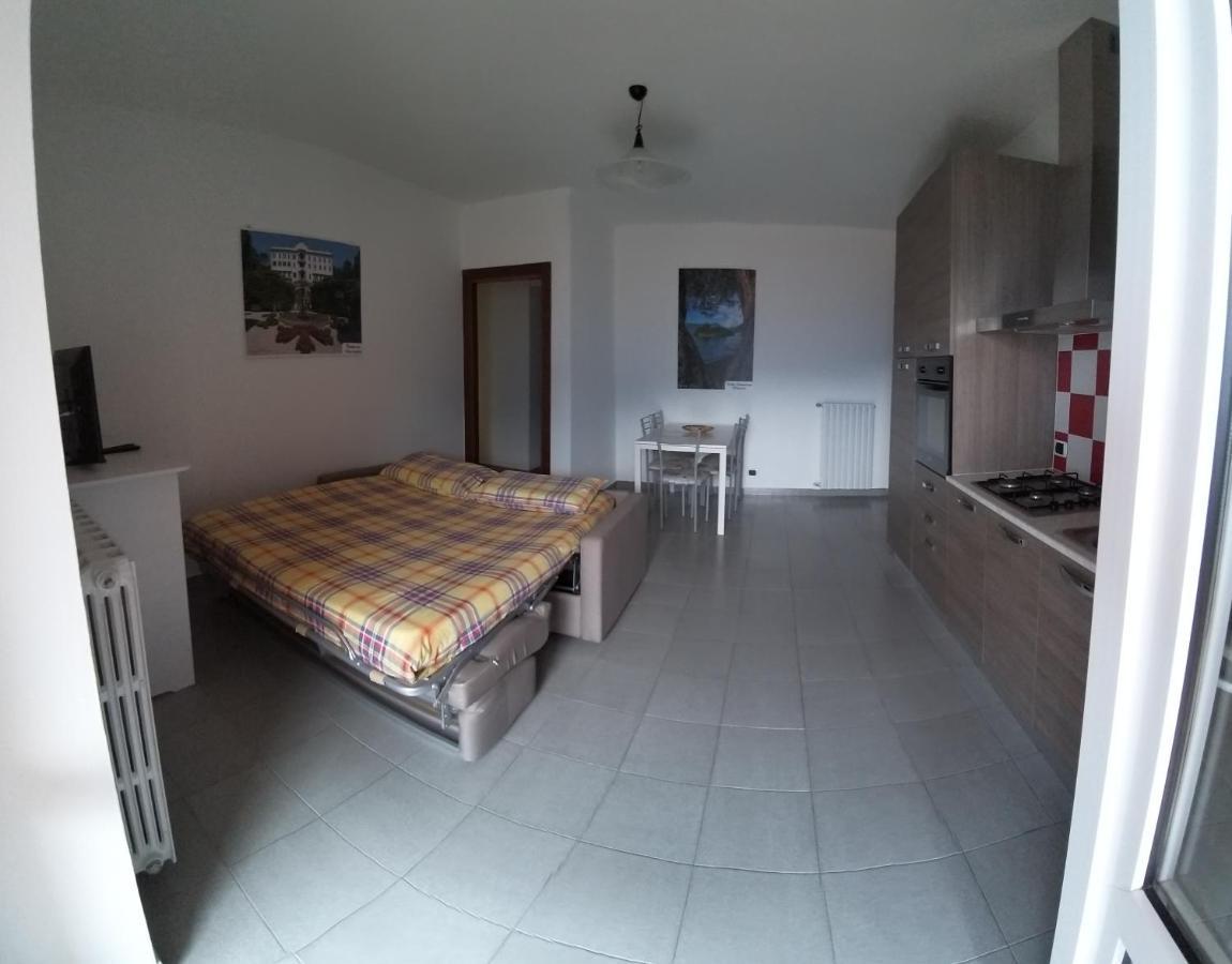 Residence Casa Rosa Gera Lario Luaran gambar