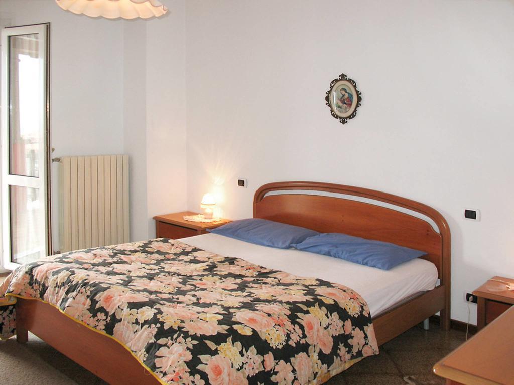 Residence Casa Rosa Gera Lario Luaran gambar