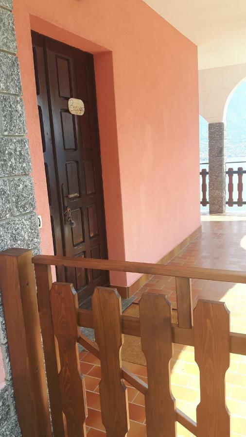 Residence Casa Rosa Gera Lario Luaran gambar